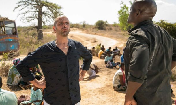 CHECCO ZALONE CONTRO KEN LOACH